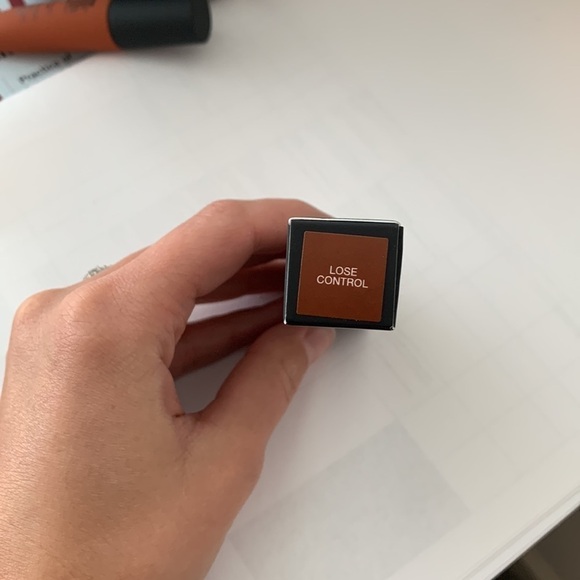 NARS COSMETICS Air Matte Lip Color in Lose Control - Picture 5 of 5